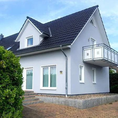 Pematra Haus Sonnenschein - Heimathafen Apartment Lübeck